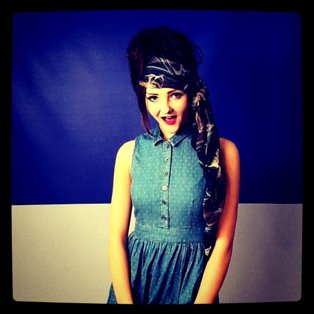 Mat Smith Photography - Dublin Topshop - Instagram Girl with Head Scarf