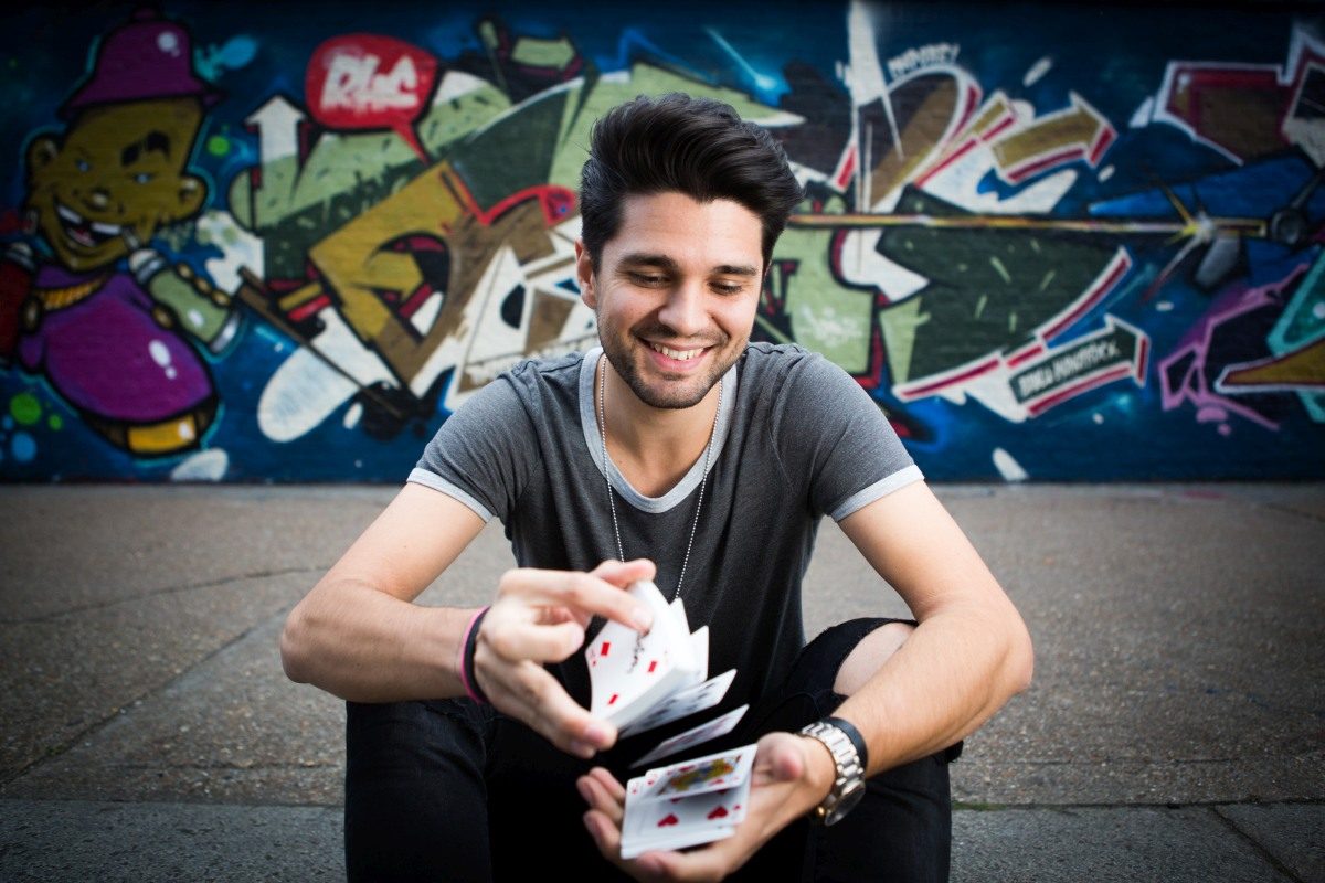 Street art photography london portrait artist magician mat smith photography