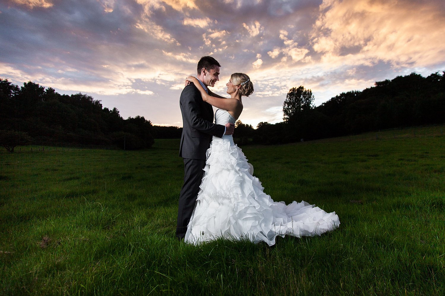 Catching the Sunset: Wedding day portraits in Wonersh, Surrey